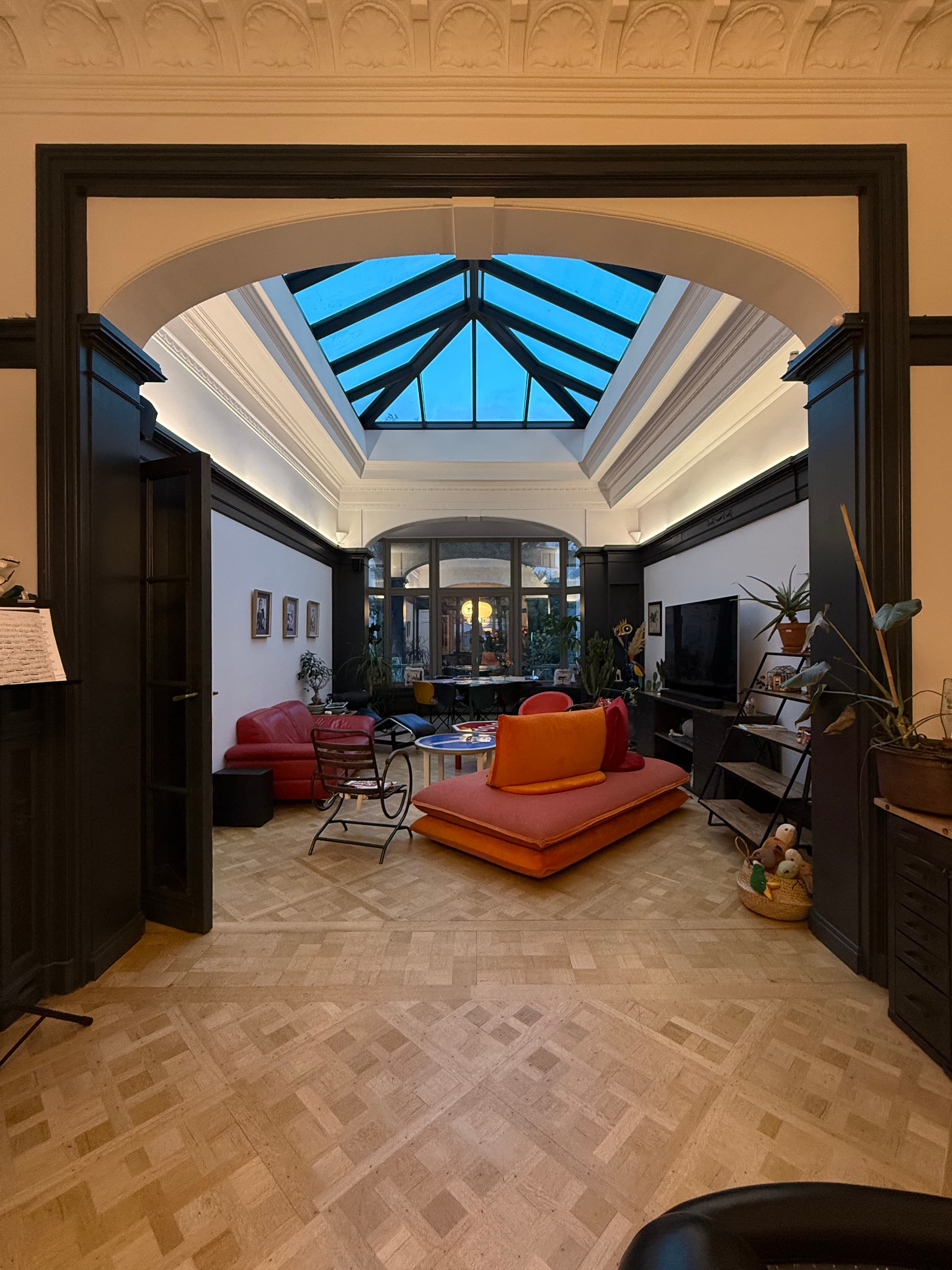 Finissions décoratives de salle de réception à Lille
